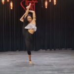 Nora Fatehi Instagram - This girl @rozzzdance5 BLEW my mind away!! I was SHOOKETH when i saw her dance video to O Saki Saki! Slide to Watch the whole video! What an OUTSTANDING take on the song in her own dance style! The movement, the sharpness and feel! Ah!! The mixture of contemporary, freestyle, lyrical and Afro with a hint of tribal elements had me screaming! What a beautiful gem of a talent u are!😍😩👏🔥🔥🔥🔥🔥🔥👏👏👏👏👏👏❤️❤️❤️❤️❤️❤️❤️❤️❤️