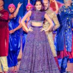 Nora Fatehi Instagram - Performing Arabic Dilbar on stage with @fnaire_official for the annual Caftan 2019 @2mtv Live! It was a pleasure to perform and sing wearing this gorgeous Lehenga by @shantanunikhil on a bollywood themed act in Morocco 🇲🇦🇮🇳 Outfit @shantanunikhil Hair and makeup @marcepedrozo Photographer @mohamedsaadstudio ———————————————— @tizafmohcine @mennani_khalifa @achrafaarab1 @amine_el_hannaoui @bassimbendell @femmesdumaroc_officiel @funandyz