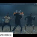 Nora Fatehi Instagram - Ayyy you guys killing it 🔥👏🏼😍 Keep em coming guys #Bmmchallenge #dance #babymarvakemaanegi #norafatehi #india #celebrate #talent #swag #dancehall #toronto #babychallenge Repost @bigdancecentre (@get_repost) ・・・ #BABYCHALLENGE Team Big Dance performing @raftaarmusic 's newest single - Baby Marvake Maanegi Concept & Direction - Atul Karan Choreography - Team Big Dance Artists - Team Big Dance X PDSP Edit - Frogalised Productions @atulbigdance @karan.bigdance @navyaagarwal @m.aakashmehra @dheeraj.soni @gaurav.kumarr @ankitsati @shubhamm_sharmaa . . . #bigdancecentre #bigdance #bdc #raa #raftaar #bmm #babymarvakemaanegi #raftaarmusic #akprojekts #dancevideo #choreography #musicvideo #pdsp #teambdc #bigdanceinmumbai #bigdancearena #bigdancefam