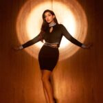 Nora Fatehi Instagram - 🖤🖤 @baraviafashion @manekaharisinghani @reshmaamerchant @marcepedrozo