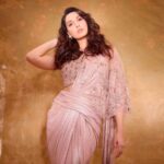Nora Fatehi Instagram - 🌸🌸 Wearing @taruntahiliani × @goenkaindia Styled by @manekaharisinghani Styling Asst @gypsy.girl.world Shot by @tejasnerurkarr Hair @zoeyquinny.hair Makeup @reshmaamerchant