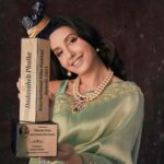 Nora Fatehi Instagram - Thank you so much @dpiff_official for honouring me with the Performer of The Year Award! 😍🔥 it means so much that I’ve been recognised and appreciated for my work and presence! All the bleeding knees, back injuries, bruises,cuts, sleepless nights were all worth it 😅🙌🏽 Im always grateful to my fans and supporters.. this uplifts me and encourages me to do more to create an even bigger impact in the world of entertainment! Cheers to more performance oriented songs and Films, this is the start of my presence in content driven films and performances as an actor now! Lets do this! Next year ill be taking best actress award too... Wait for it 😉😉🙌🏽 @tejasnerurkarr @manekaharisinghani @reshmaamerchant @flavienheldt