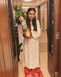 Prajakta Koli Instagram - Gaura Bai aayli! ♥️🥳
