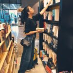 Prajakta Koli Instagram - How many books is too many books? 🤔 #GoodMorning