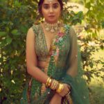 Prajakta Koli Instagram - 🪴 … For @azafashions … Designer: @toraniofficial Choker: @houseofshikha; Maangtika: @sonisapphire; Headband & rings: @anayah_jewellery; Bangles: @apalabysumitofficial Editor: @devanginishar Photographer: @kadamajay Interview: @sreemita_bhattacharya Styled by: @sukritigrover Styling team: @vasudhaguptaa @vanigupta.23 Makeup by: @sahithya.shetty Hairstyling: @rupali.dhumal Artist’s publicity: @dreamnhustlemedia Artist’s management: @onedigitalentertainment #Aza #AzaFashions #AzaMagazine #MagazineCover #Celebrity #CelebrityStyle #CelebrityFashion