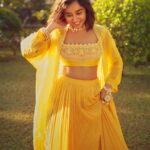 Prajakta Koli Instagram - ☀️ .. For @azafashions .. Makeup by: @sahithya.shetty Hairstyling: @rupali.dhumal Designer: @ridhimehra Necklace & ring: @anaash.in; Bangles: @sonisapphire & @houseofshikha; Hand harness: @anayah_jewellery Editor: @devanginishar Photographer: @kadamajay Interview: @sreemita_bhattacharya Styled by: @sukritigrover Styling team: @vasudhaguptaa @vanigupta.23 Artist’s publicity: @dreamnhustlemedia Artist’s management: @onedigitalentertainment