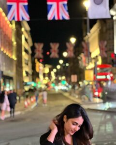 Priyanka Mohan Instagram - Blurry nights 🌃
