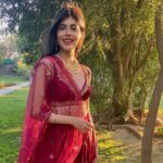 Sanjana Sanghi Instagram - An attempt at embracing the lehenga vibe! ♥️ And no attempt needed at getting set for @getsetkho2020