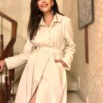 Sanjana Sanghi Instagram - A beautiful evening, @bhaane 🖤 @indiaartfair #bhaanelive Wearing my forever obsession @uniqloin x @inesdelafressangeofficial #uniqloinesdelafressange India Art Fair