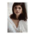 Sanjana Sanghi Instagram – All white everything always? Yes, that would be correct!! 🌸