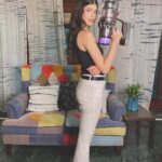 Sanjana Sanghi Instagram - Cleaning just got WAY TOO FUN (and way too easy & almost meditative) with my stunning new cleaning weapon 🤩😍 : @dyson_india ‘s powerful cordfree vacuum- V11 Absolute Pro! #DysonIndia #DysonV11 #DysonHome #Gifted