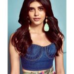 Sanjana Sanghi Instagram - An eternal love affair with denim x @falgunishanepeacockindia x @louboutinworld x @who_wore_what_when 🤍