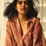 Sanjana Sanghi Instagram - Just - Safety. Calm. Precaution and compassion. And a smile? Through this collective fight. 🙏 🤍 #CoronaPandemic | 📸: @sashajairam | . . . [ Part 3/ 5 ]