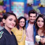 Shakti Mohan Instagram - 🍓🍟🍔 🧀🌽🍓🍊 Such a fun show this is. Have never met such judges in my life 🤪🤣 @neetimohan18 @arjunbijlani #kitchenchampion @colorstv @muktimohan . . @neerajnavare.makeupartist @premavshetty @jagtap721