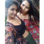 Shakti Mohan Instagram - Tip Tip barsa paani 🌧️ Alisha ne aag laga diiiii 🔥 😜🤣🤸💃 @alishasingh.official