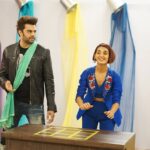 Shakti Mohan Instagram - Swipe right at your own risk ⚠️ @ManishPaul03 @ElliAvrRam 🤪 New episode of #BreakALeg2 tomorrow 6pm YouTube/Nritya Shakti Stay home and Stay safe 🌷 📷 @souravsharmaofficial @nrityashakti @itwplayworx @sidghosh2403 @bahlbunty @vikrantthakur @sandeepkukreja4 #forcaafilms @aditya__dixit @neha.mirajkar @yeh_lehenga_nahi_mehenga @silverstreakstore @threadstoriesofficial @saachivj @sanzimehta777