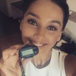 Shibani Dandekar Instagram - On my way to the stadium! Ready to hit my 10k steps with #BuddE @stepathlon @ravi_krishnan1 how many you done today?