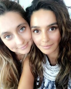Shibani Dandekar Instagram - HAPPY BIRTHDAY TO THE SWEETEST BIG SISTER a girl could ask for!  @vjanusha you’re a little older and a little more psychotic but extremely loved! so proud of everything you have achieved this year and no doubt you will continue to shine! Love you so much ❤️ your little sister always xx 🥂🥳🎂