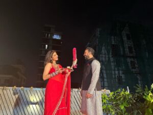 Shilpa Shetty Instagram - MINE .. In this lifetime.. 
 Karva Chauth .. When he fasts for you too ♥️🧿♥️
Gratitude 😇 

 Picture courtesy : @anilskapoor ♥️
#tradition #love #wellbeing #happiness #karvachauth