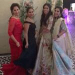 Upasana Kamineni Instagram - Congrats Tanya @mallavar & Ishani @ilvreddy . Glam comfy & timeless outfits for Anush and myself 😘 @shriyasom . Trying boomerang for the first time 👌🏻