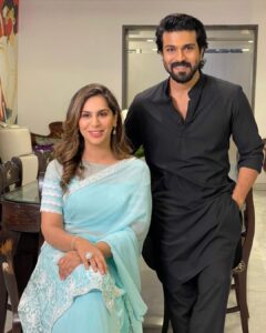 Upasana Kamineni Instagram - That’s us ❤️
All set for #Acharya
This movie is for my Athama 🤗
April 29 in theatres. 🎞

@alwaysramcharan 
@konidalasurekha 
@chiranjeevikonidela 

Thank u dearest @manishmalhotra05 @manishmalhotraworld for the most comfortable & easy to drape saree. 

@tanghavri @karishmashaikhh @akoyajewels @sandysartistry