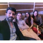 Upasana Kamineni Instagram - The Bold & Beautiful @diabhupal @namratashirodkar @mirzasaniar @farahkhankunder @neetimohan18 @alwaysramcharan My year is made ! 2019 u rocked ! @makeupbyhurmat @tanyaghavri @karishmasheikh @artem.enterprise