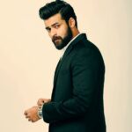 Varun Tej Instagram – Better days are coming.
They are called 
Saturday & Sunday!

Have a great weekend people!🤙🏽
#weekendvibes