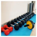 Vicky Kaushal Instagram - Work(out) from Home! #QuarantineStacking 💪🏽