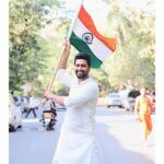 Vicky Kaushal Instagram - ... सबसे प्यारा गुलिस्ताँ हमारा है... #HappyIndependenceDay 🇮🇳❤️