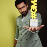 Vicky Kaushal Instagram - ‘Ages Ahead’ Performer of the Year. Thank You @graziaindia #GraziaMillenialAwards2019 #GMA2019 📷: @keegancrasto