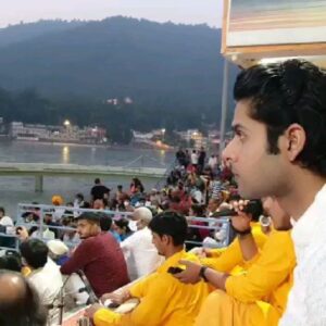 Abhimanyu Dasani Instagram - Har har Gange 🌊