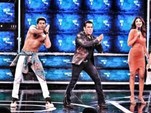 Abhimanyu Dasani Instagram - I know that tune rings in your head when you see this pic.
Legendary steps with the legend himself @beingsalmankhan thank you for being sporty supportive and loving. Basically thank you for being you.
Who would've thought I'd do the "o o jaane jaana" and the world famous thumkas with @theshilpashetty .
Thank you @sabbir24x7 for making this happen. 
@shirleysetia @sonypicturesin @colorstv @endemolshineind #salmankhan #bigboss