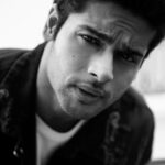 Abhimanyu Dasani Instagram - It's not what you look at it's what you see. . 📸@palashvphoto 💁🏼‍♂️@myrrajainmua Mumbai, Maharashtra