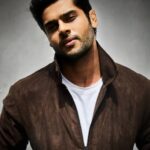 Abhimanyu Dasani Instagram - Have you tasted 98% dark chocolate? 📸 @palashvphoto 💁🏼‍♂️ @myrrajainmua Mumbai, Maharashtra