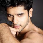 Abhimanyu Dasani Instagram - If you look that good after a workout you didn't have a good workout 🤷🏽‍♂️🙄 #doitforyou #NotForTheGram #ThankGodItsMonday #TruthFairy Mumbai, Maharashtra