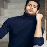 Abhimanyu Dasani Instagram - Sometimes you just need some air. 📸 @mheer_jhaveri 🧥 @heisgotthestyle 💁🏼‍♂️ @makeupartistkarishmabajaj Mumbai, Maharashtra