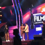 Antony Varghese Instagram - A dream come true !! Last night got my #blacklady😍 Receiving #Filmfareaward for the best debut actor (south) for #Angamalydiaries was such a proud moment for me & the whole team. Thank you all for ur great support. ❤ My dream has turned in to a reality. Yesterday was the one of the best days of 2018. A big thanks to my stylist @soorajskofficial for the new look & the dapper bespoke suit. 🤩 Thank you so much @lijo_lebowski @chembanvinod and @actor_vijaybabu for this. Thank God and all my dear viewers. #positivevibes ✌🏻 Novotel Hyderabad Convention Centre