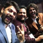 Antony Varghese Instagram - A dream come true !! Last night got my #blacklady😍 Receiving #Filmfareaward for the best debut actor (south) for #Angamalydiaries was such a proud moment for me & the whole team. Thank you all for ur great support. ❤ My dream has turned in to a reality. Yesterday was the one of the best days of 2018. A big thanks to my stylist @soorajskofficial for the new look & the dapper bespoke suit. 🤩 Thank you so much @lijo_lebowski @chembanvinod and @actor_vijaybabu for this. Thank God and all my dear viewers. #positivevibes ✌🏻 Novotel Hyderabad Convention Centre