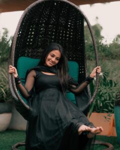 Bhavani Sre Instagram - 📷 - @thevenkatbala 
Wearing - @ivalinmabia 
Stylist - @navadevi.rajkumar