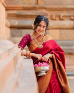 Bhavani Sre Instagram - Shot for : @kayalisilks 
Shot by : @thevenkatbala 
Blouse : @mabia_mb 
MUAH : @blushbynamitha 
Jewellery : @nayaki_boutique
Styling : @artra_coffeeandstyling