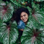 Deepa Thomas Instagram - Attached to nothing, connected to everything :) 🤍♾