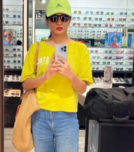 Deepa Thomas Instagram - Neons..