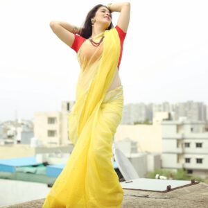 Garima Jain Instagram - 5th is my favorite, what’s yours ?
Churning the Raveena Tandon ( tip tip barsa paani ) out of me 
🌧 ☔️ 🌈.
.
.
.
.
#garimajain #tiptipbarsapaani #raveenatandon #saree #indianphotography #yellowsaree #photography #carousal #sareelove #indianweariscool #popularpic #ondemand #traditionalwear #traditional #rains #rainyday #indianblogger #indianinfluencer #moj #love #photoshoot #model #cute #rainbow #rains #baarish #baarishaayihai