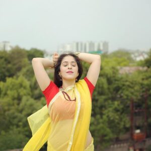 Garima Jain Instagram - 5th is my favorite, what’s yours ?
Churning the Raveena Tandon ( tip tip barsa paani ) out of me 
🌧 ☔️ 🌈.
.
.
.
.
#garimajain #tiptipbarsapaani #raveenatandon #saree #indianphotography #yellowsaree #photography #carousal #sareelove #indianweariscool #popularpic #ondemand #traditionalwear #traditional #rains #rainyday #indianblogger #indianinfluencer #moj #love #photoshoot #model #cute #rainbow #rains #baarish #baarishaayihai