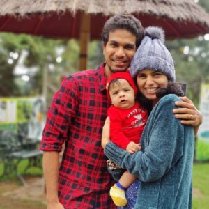 Harija Instagram - My sweet family😘 ..... My son's first visit to his grandparents home😘 in Coonoor....

@amar_theinfinity_e 

#family #smile