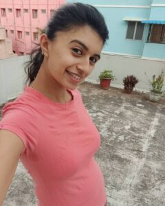 Harija Instagram - Postpartum phase is like dealing with everything ... Everything will stress you... Doubt u... Strangles u.... And makes u go mad... but all we have to do is .... Give urself some time... To heal and to recover... In this period u can't expect people to appreciate u or understand u.... Motherhood is our only gift... That cute little smile of our baby is our appreciation.... Heal ur mind and body ❤️ by Loving Yourself... 

#postpartum #love #babyboy #babylove #yoga #loveyourself #pregnancy  #smile #new #newtrend