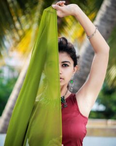 Harija Instagram - Don't fade away ... When u can Find a Way💚❤️

Pc - @tarun_ramesh_photography
