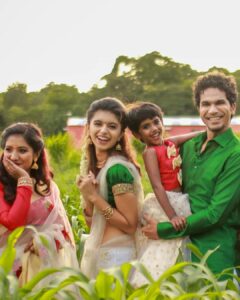 Harija Instagram - Capturing hearts🌼

@amar_theinfinity_e 
@shyn_fascino 

My darlings 😘