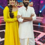 Jacqueline Fernandas Instagram - Diwali celebration 🎉 #vijaytelevision #thuglife #fun #happiness Mua: @hairandmakeupbynive