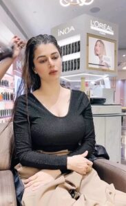 Kainaat Arora Instagram - Best salon In #Mumbai for #Spa & The only Place I trust with my hair is @insiyasmumbai in #Bandra 
🌸
Exceptionally fantastic guys 🤩🤩🤩
🌸
Thank you @insiyasmumbai for the Fab #Hair #MakeOver #Love the Healthy hair & The #botoxhairtreatment .. hair feel so healthy & The volume 🧿🧿🧿
Greatful 🤗🤗🤗
.
Best #salon In #Bandra ..👈
Must Visit ♥️♥️♥️
.
Fantastic Services … Exceptionally good staff & Awwwwesome facilities..
.
ThankU Team #insiyamumbai 
.
.
@insiyasmumbai
@bahuguna.pallavi
@poojagargofficial
@shaistahairstylist